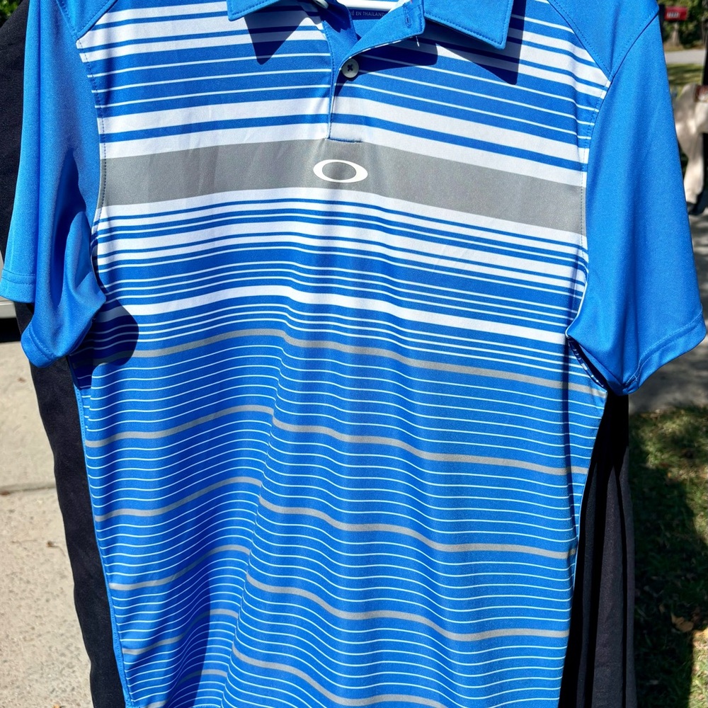 Oakley Men's Blue and Gray Polo Shirt